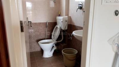 Bathroom Image of 450 Sq.ft 1 BHK Apartment / Flat for rent in Whitefield Bengaluru for Rs. 32000
