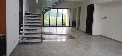 Living Room Image of 3000 Sq.ft 4 BHK Villa for sale in Pharande Vaarivana, Urse Pune for Rs. 33000000