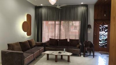 Living Room Image of 7500 Sq.ft 5 BHK Independent House for sale in Adajan Surat for Rs. 61100000