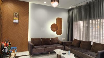 Living Room Image of 7500 Sq.ft 5 BHK Independent House for sale in Adajan Surat for Rs. 61100000