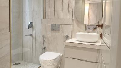 Image of 2420 Sq.ft 4 BHK Builder Floor for sale in Anand Vihar, New Delhi for Rs. 46500000
