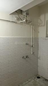 Bathroom Image of 640 Sq.ft 1 BHK Apartment / Flat for rent in Amba Nagari, Dhanori Pune for Rs. 18000