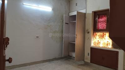 Bedroom Image of 1800 Sq.ft 3 BHK Builder Floor for sale in AGCR Enclave New Delhi for Rs. 35000000