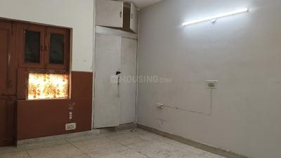 Bedroom Image of 1800 Sq.ft 3 BHK Builder Floor for sale in AGCR Enclave New Delhi for Rs. 35000000