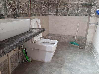 Image of 1900 Sq.ft 2 BHK Independent House for rent in Sector 42, Noida for Rs. 35000