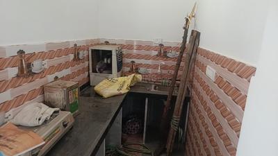 Kitchen Image of 400 Sq.ft 1.5 BHK Independent House for rent in Yashoda Nagar Kanpur for Rs. 6500