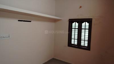 Bedroom Image of 850 Sq.ft 2 BHK Independent House for rent in Gamanagatti KHB Layout Hubli for Rs. 10000