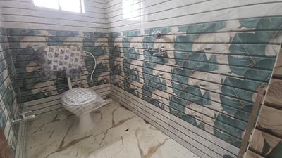 Bathroom Image of 665 Sq.ft 2 BHK Apartment / Flat for sale in Konnagar Hooghly for Rs. 1529500