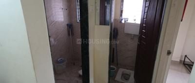 Bathroom Image of 355 Sq.ft 1 BHK Apartment / Flat for rent in Mhada Colony Thane for Rs. 9500