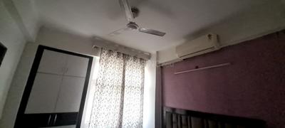 Bedroom Image of 949 Sq.ft 2 BHK Apartment / Flat for sale in Amrapali Zodiac, Sector 120 Noida for Rs. 9600000