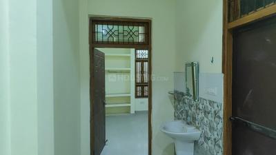 Bedroom Image of 600 Sq.ft 2 BHK Builder Floor for rent in Deepti Kheda Lucknow for Rs. 9000