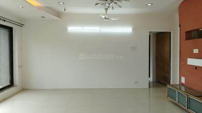 Living Room Image of 2400 Sq.ft 4 BHK Apartment / Flat for sale in K Raheja Gardens, Wanwadi Pune for Rs. 24000000