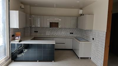 Kitchen Image of 2000 Sq.ft 3 BHK Builder Floor for sale in DLF The Valley, DLF The Valley Panchkula for Rs. 18500000