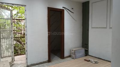 Bedroom Image of 1692 Sq.ft 3 BHK Builder Floor for sale in Anand Vihar New Delhi for Rs. 27500000