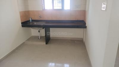Kitchen Image of 550 Sq.ft 1 BHK Apartment / Flat for sale in Magarpatta Heliconia, Hadapsar Pune for Rs. 7200000