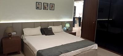 Bedroom Image of 2439 Sq.ft 3 BHK Apartment / Flat for sale in Satellite Ahmedabad for Rs. 18000000