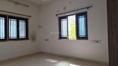 Bedroom Image of 1600 Sq.ft 4 BHK Independent House for rent in Kaliyabid Bhavnagar for Rs. 21000