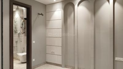 Bedroom Image of 1620 Sq.ft 3 BHK Builder Floor for sale in Preet Vihar New Delhi for Rs. 35000000