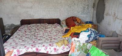 Bedroom Image of 1305 Sq.ft 4 BHK Apartment / Flat for sale in Satellite Ahmedabad for Rs. 15000000