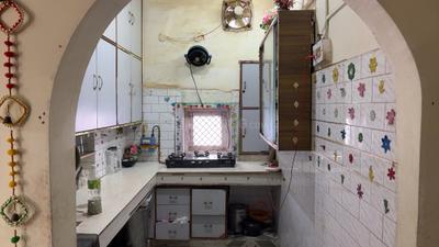 Kitchen Image of 850 Sq.ft 2 BHK Builder Floor for sale in Dilshad Garden New Delhi for Rs. 9500000
