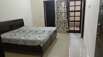 Bedroom Image of 1350 Sq.ft 2 BHK Apartment / Flat for rent in Kharar Mohali for Rs. 17000