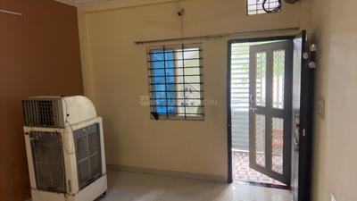 Living Room Image of 400 Sq.ft 1 BHK Builder Floor for rent in Rau Indore for Rs. 7000