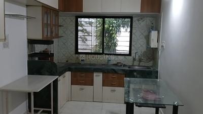 Kitchen Image of 800 Sq.ft 2 BHK Apartment / Flat for rent in Pardesi Vanita Villa, Aundh Pune for Rs. 31000