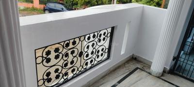 Balcony Image of 1200 Sq.ft 3 BHK Builder Floor for rent in Ashiyana Lucknow for Rs. 17000