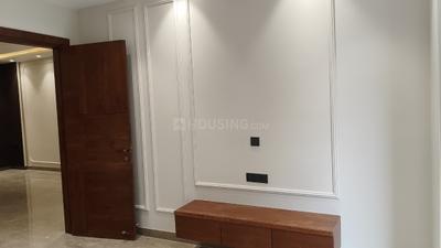 Bedroom Image of 1620 Sq.ft 3 BHK Builder Floor for sale in Anand Vihar New Delhi for Rs. 35000000
