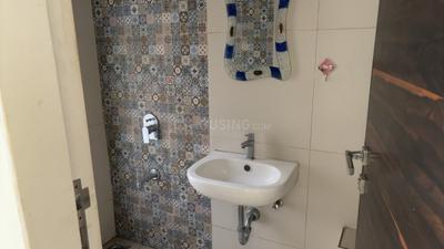 Image of 640 Sq.ft 2 BHK Apartment / Flat for rent in Gurukrupa Marina Enclave, Malad West, Mumbai for Rs. 49000
