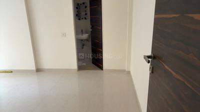 Bedroom Image of 635 Sq.ft 2 BHK Apartment / Flat for rent in Gurukrupa Marina Enclave, Malad West Mumbai for Rs. 50000