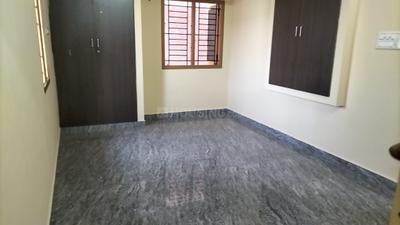 Bedroom Image of 600 Sq.ft 2 BHK Duplex for rent in S Alangulam Madurai for Rs. 10000