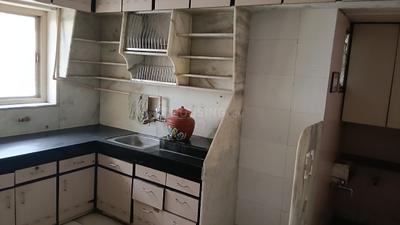 Kitchen Image of 1200 Sq.ft 2 BHK Apartment / Flat for rent in Athwa Surat for Rs. 25000