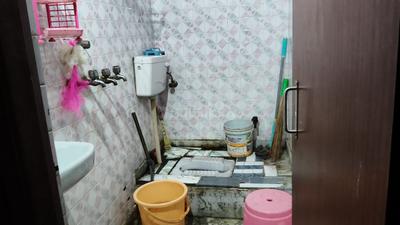 Image of 1000 Sq.ft 2 BHK Builder Floor for rent in Laxmi Nagar, New Delhi for Rs. 22000
