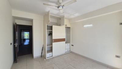 Bedroom Image of 2500 Sq.ft 3.5 BHK Apartment / Flat for rent in Dalanwala Dehradun for Rs. 50000