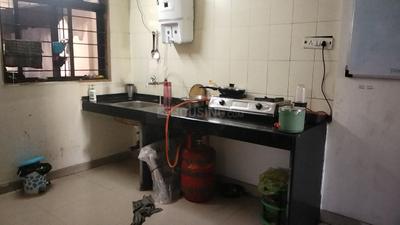 Kitchen Image of 900 Sq.ft 2 BHK Apartment / Flat for sale in Magarpatta Cosmos Apartment, Magarpatta City Pune for Rs. 16000000