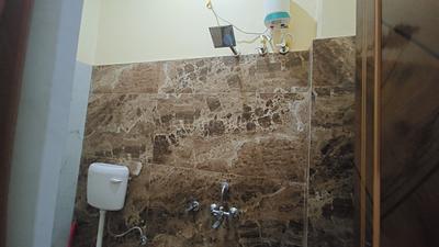 Bathroom Image of 350 Sq.ft 1 RK Independent House for rent in Sarojini Nagar Lucknow for Rs. 6500