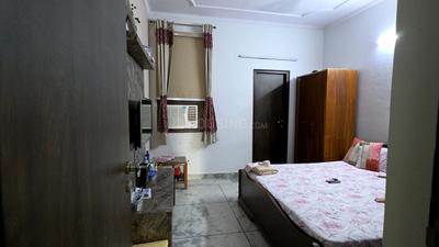 Bedroom Image of 1440 Sq.ft 3 BHK Builder Floor for sale in Mukherjee Nagar New Delhi for Rs. 15500000