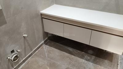 Image of 2700 Sq.ft 4 BHK Builder Floor for sale in Vivek Vihar, New Delhi for Rs. 62100000