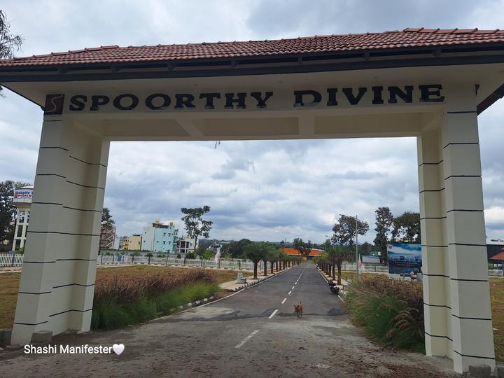 Spoorthy Divine Main Image 1