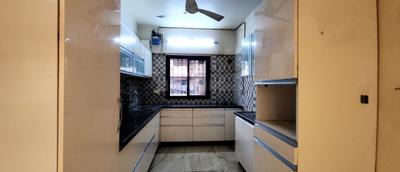 Kitchen Image of 2200 Sq.ft 4 BHK Apartment / Flat for rent in Flower Valley, Wanwadi Pune for Rs. 75000