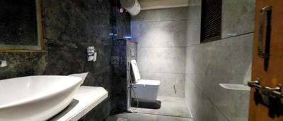 Image of 2200 Sq.ft 4 BHK Apartment / Flat for rent in Flower Valley, Wanwadi, Pune for Rs. 75000