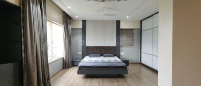 4.5 BHK Flat