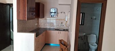 Kitchen Image of 1045 Sq.ft 3 BHK Apartment / Flat for sale in Amrapali Dream Valley, Noida Extension Greater Noida for Rs. 7200000