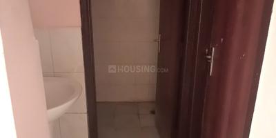 Bathroom Image of 550 Sq.ft 1 BHK Apartment / Flat for rent in Supertech Eco Village, Noida Extension Greater Noida for Rs. 12000