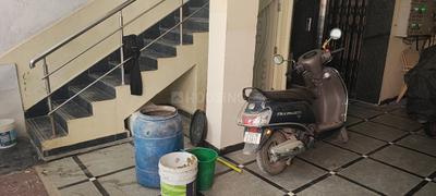 Image of 810 Sq.ft 2 BHK Builder Floor for rent in Madhapur, Hyderabad for Rs. 25000