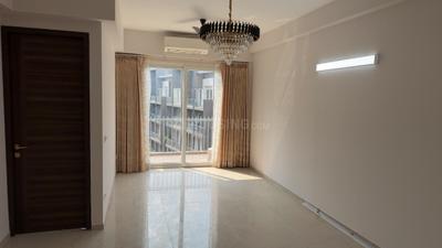 Bedroom Image of 1712 Sq.ft 3.5 BHK Apartment / Flat for sale in Smartworld Orchard, Sector 61 Gurgaon for Rs. 29000000