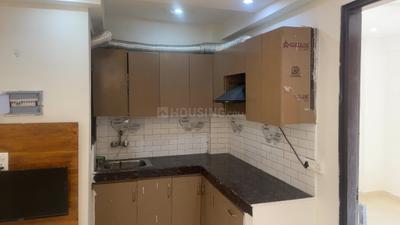 Kitchen Image of 600 Sq.ft 2 BHK Apartment / Flat for rent in Sector 73 Noida for Rs. 21000