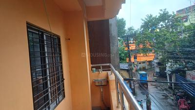 Balcony Image of 825 Sq.ft 2 BHK Apartment / Flat for rent in Keshtopur Kolkata for Rs. 12500
