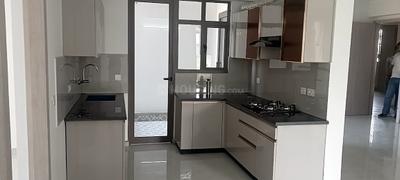 Kitchen Image of 1970 Sq.ft 3.5 BHK Apartment / Flat for sale in VVIP Namah, Aditya World City Ghaziabad for Rs. 18500000